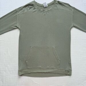 All in Motion sage green crewneck lightweight sweatshirt with thumbholes Large
